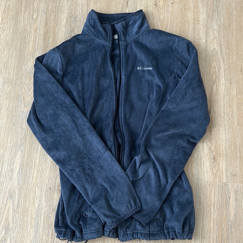 Columbia Women’s Fleece Full Zip Jacket, Size M. Navy Blue. Great condition.